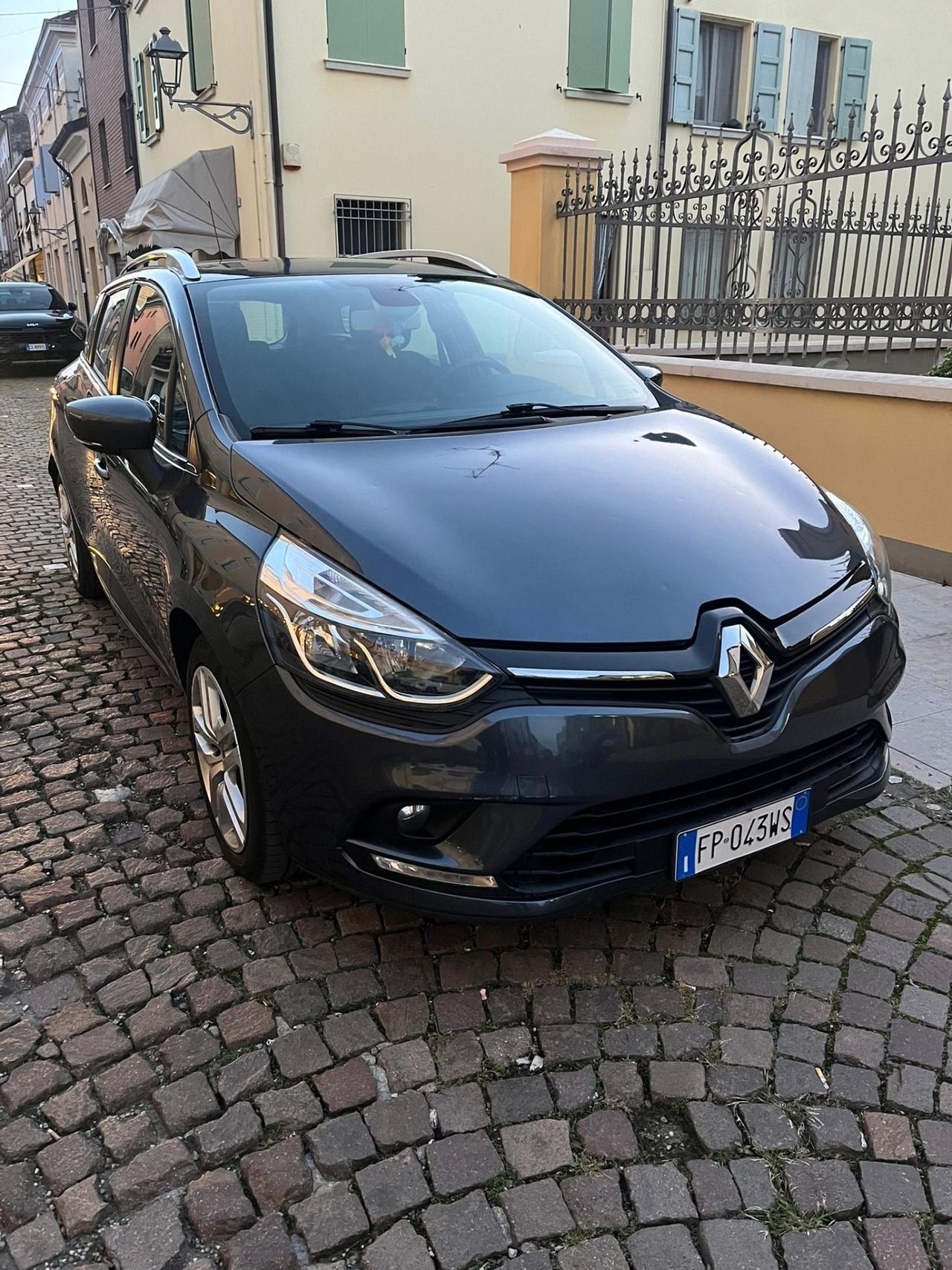 Renault Clio Sporter dCi 8V 90 CV Duel2