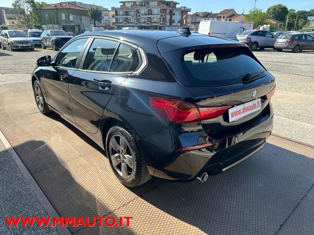 BMW 116 d 5p. Business Advantage NAVIG!!!!