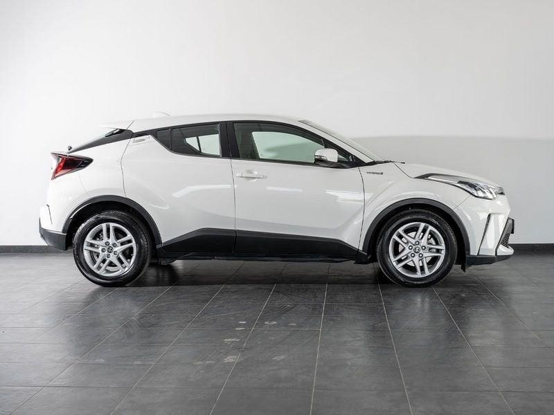 Toyota C-HR 1.8 Hybrid E-CVT Active