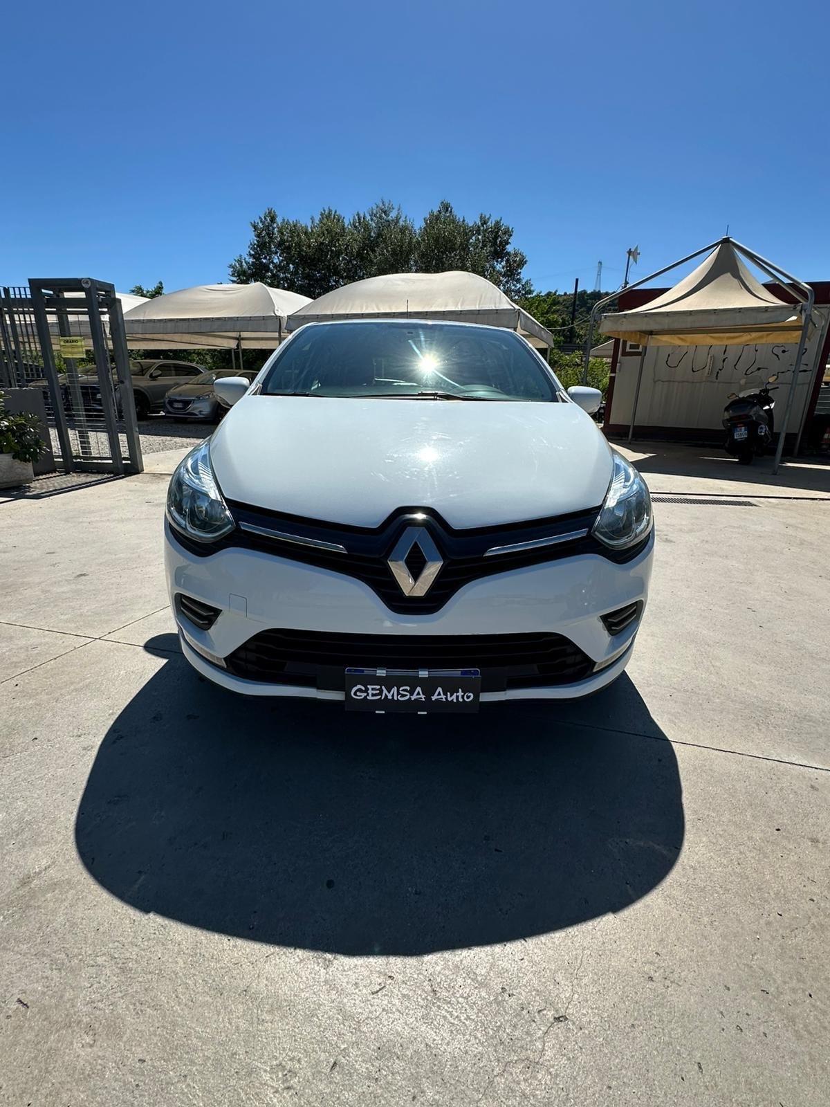 Renault Clio dCi 8V 90 CV 5 porte Duel