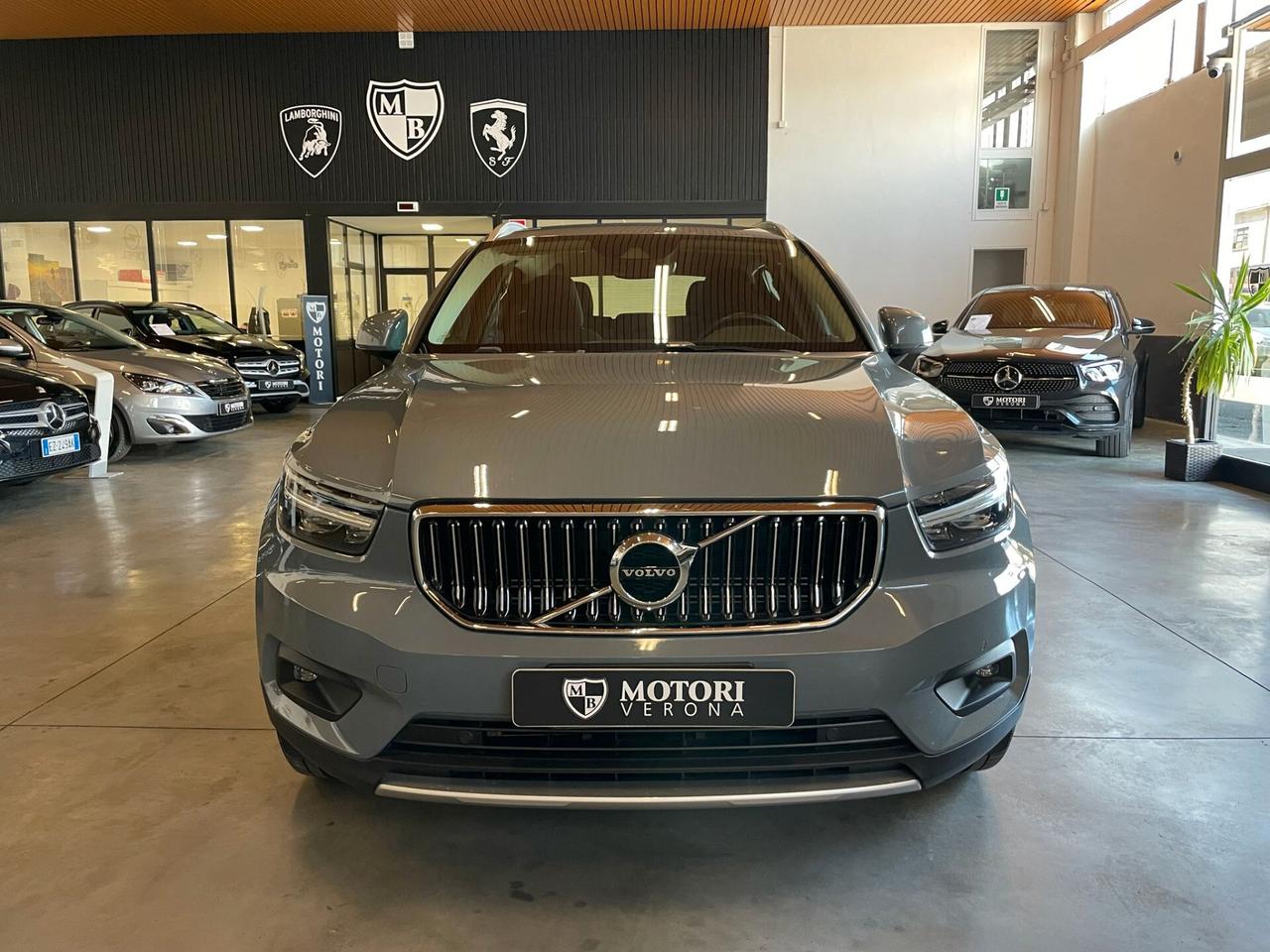 Volvo XC40 T5 Recharge Plug-in Hybrid momentum