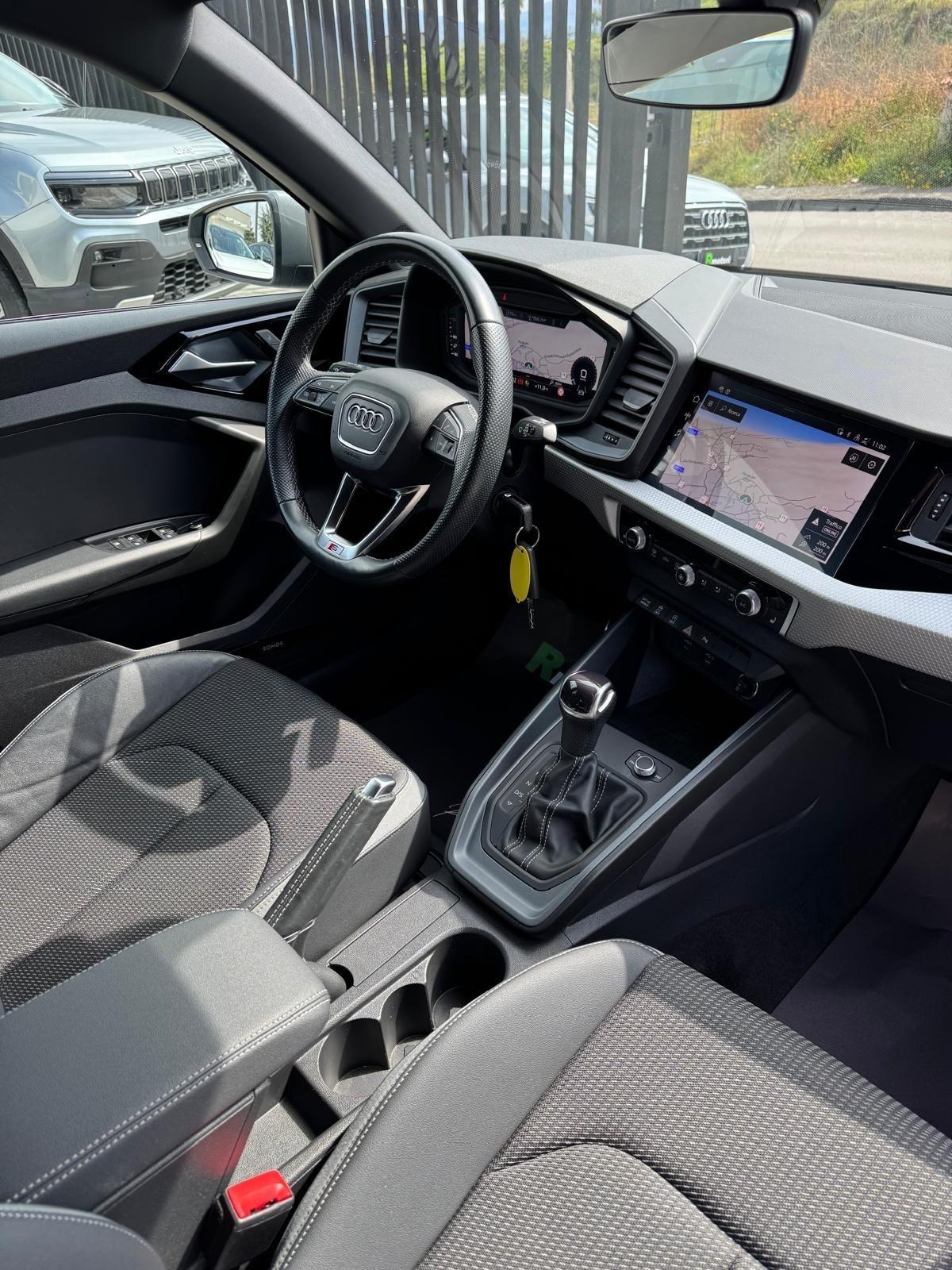 Audi A1 SPB 30 TFSI S tronic Identity Black