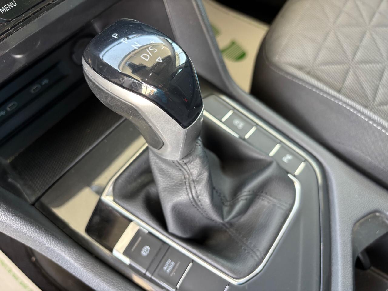 Volkswagen Tiguan 2.0 TDI 150 CV SCR DSG R-Line