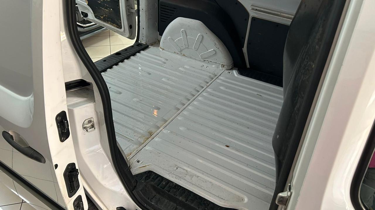 Renault Kangoo Blue dCi 115CV Furgone 3 POSTI