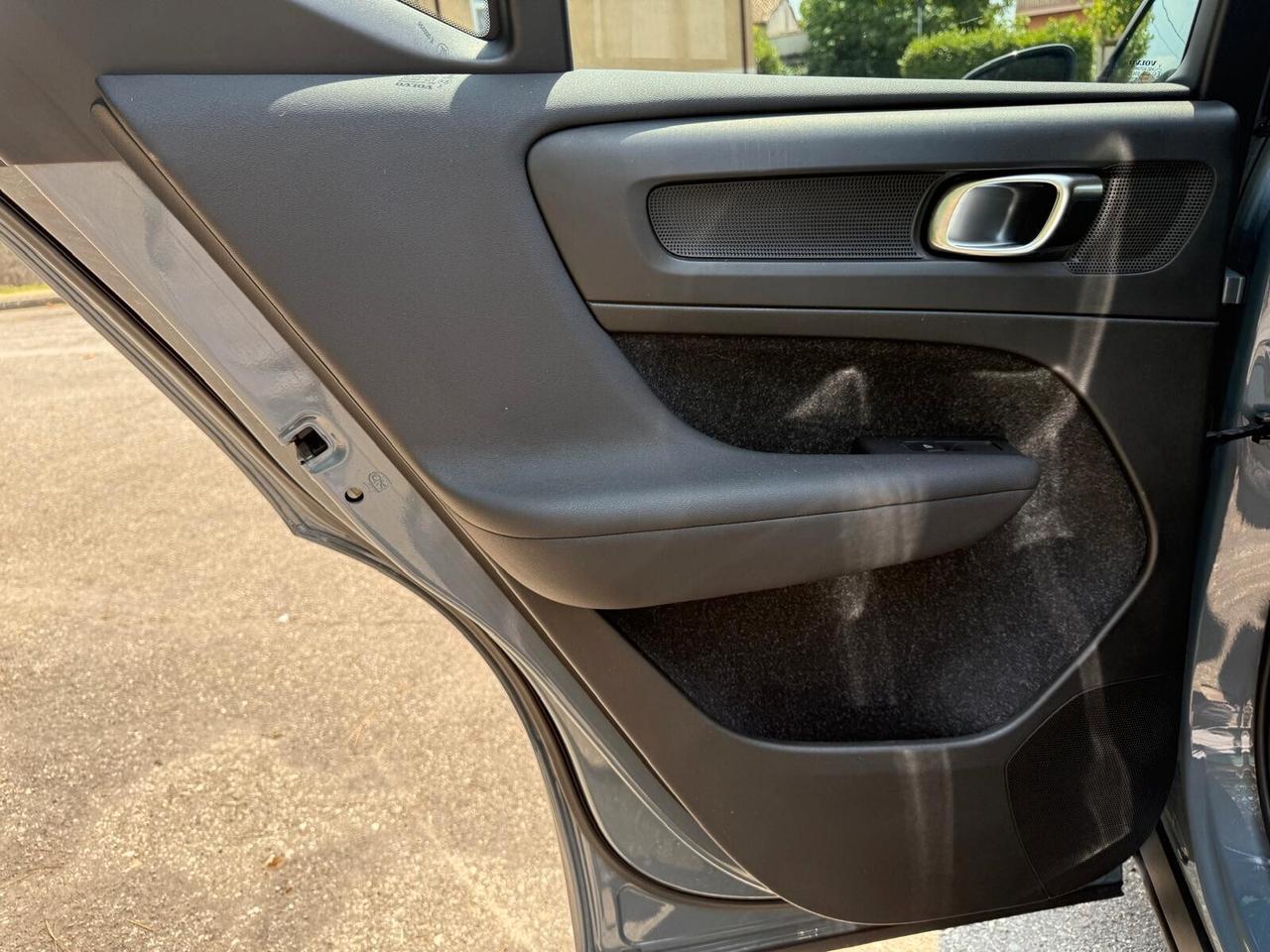 Volvo XC40 D3 AWD Geartronic Business - PROMO - CON FINANZIAMENTO