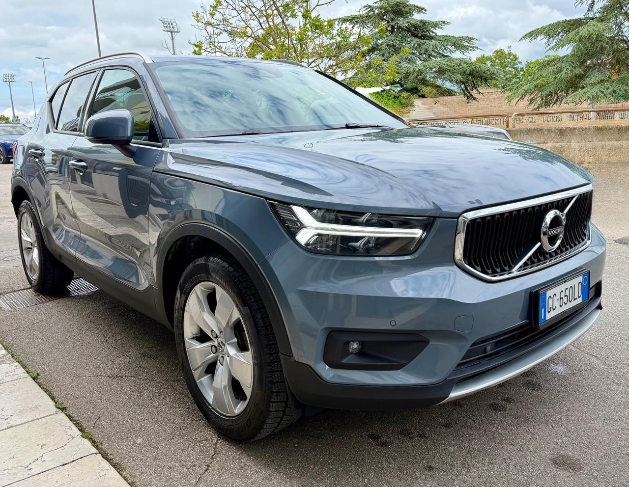 Volvo XC40 2.0 d3 150CV Momentum Pro Geartronic
