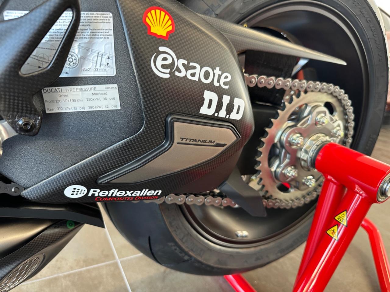 Ducati Panigale V4 BAGNAIA 2023 World Champion Replica - n. 74 di 263