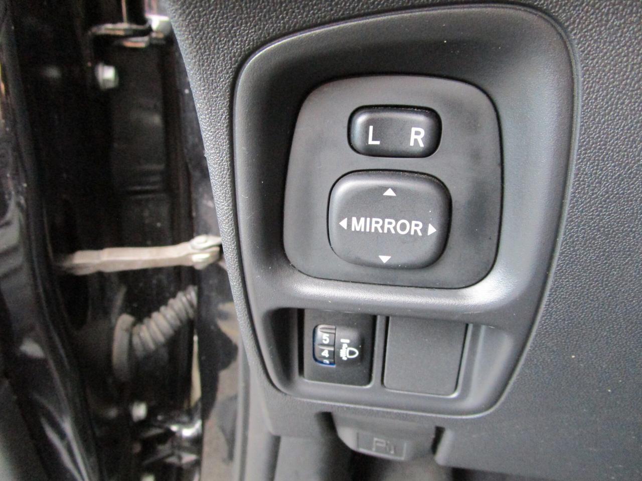 Toyota Aygo Connect 1.0 VVT-i 72 CV 5 porte x-play MMT