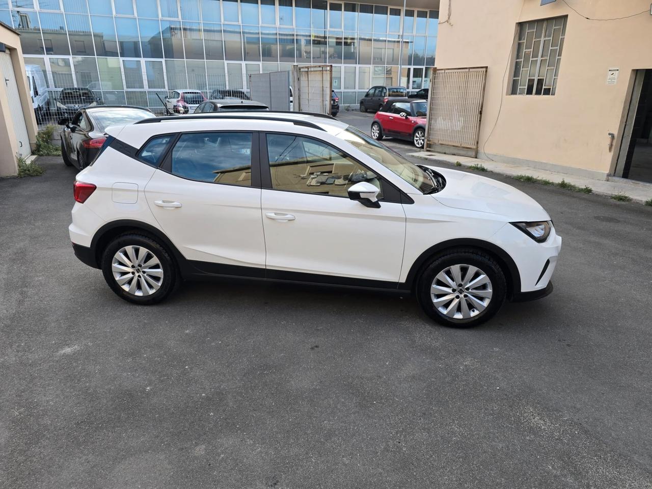 Seat Arona 1.0 TGI FR metano perfetta garanzia ancora casa madre
