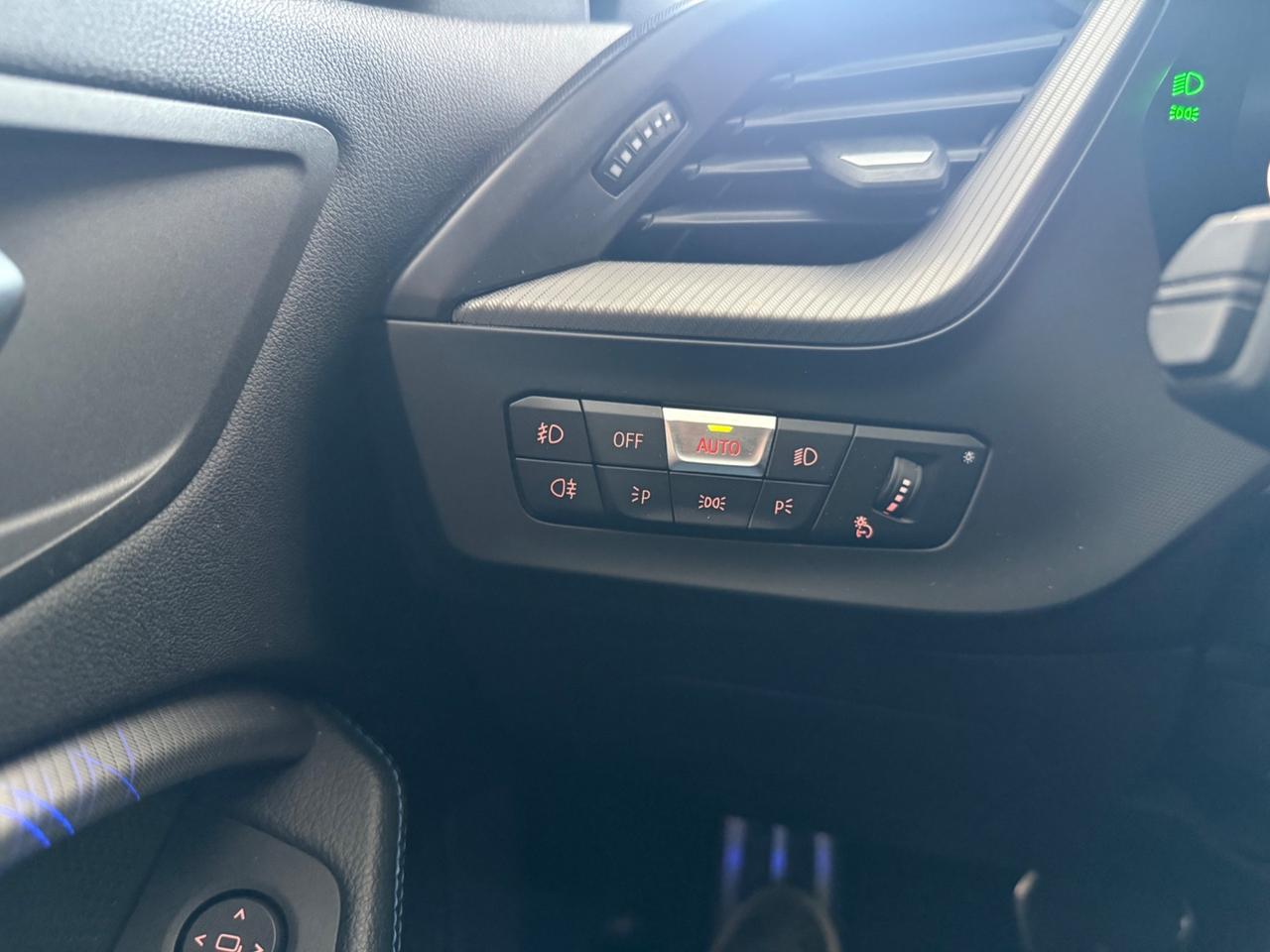 Bmw 118 118d 5p. Msport