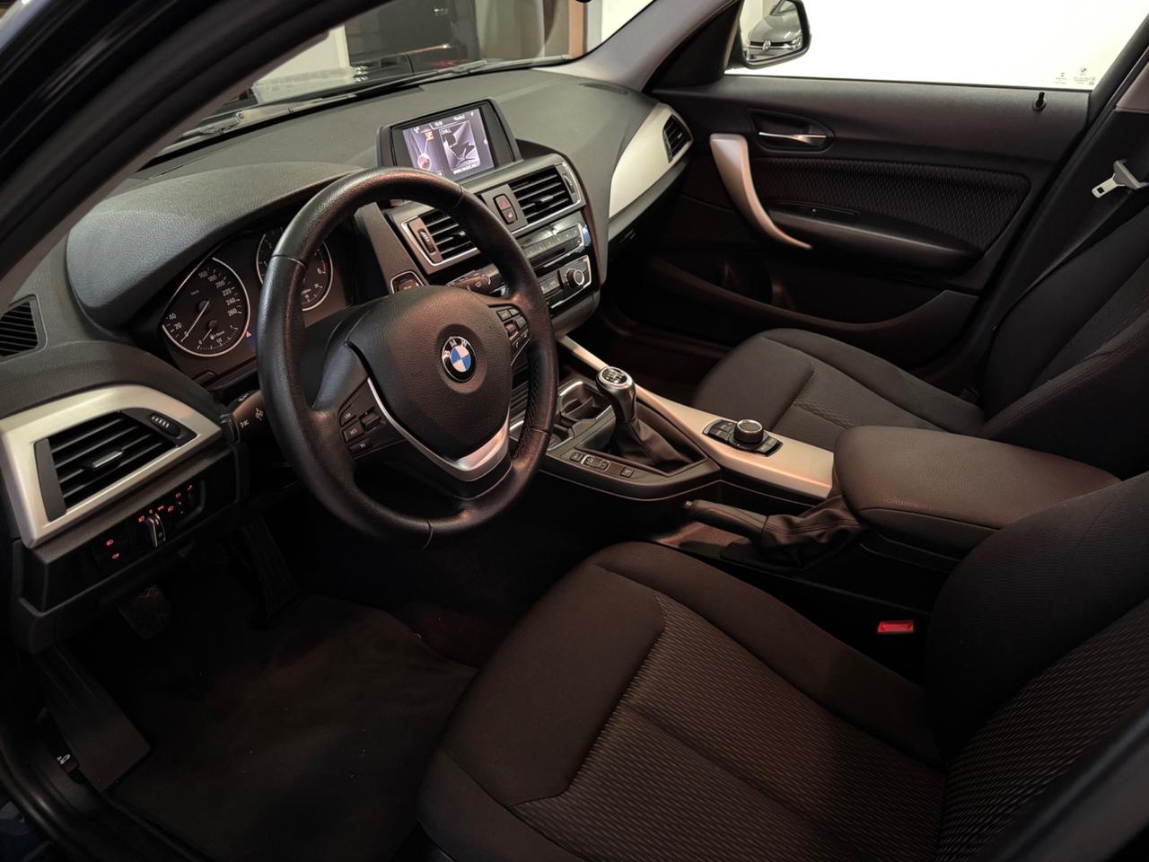 Bmw 118d xDrive 5p. Urban