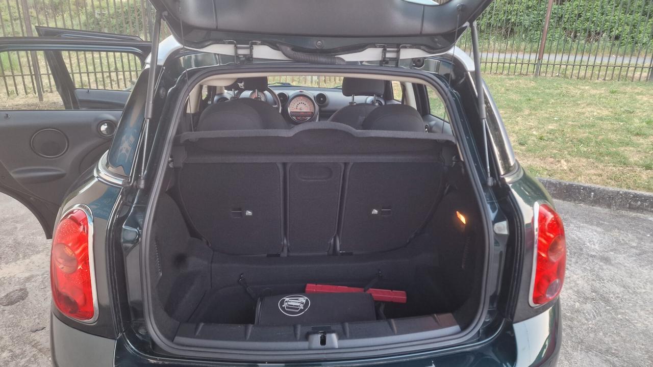 Mini Cooper Countryman 1.6 D - Nov2012