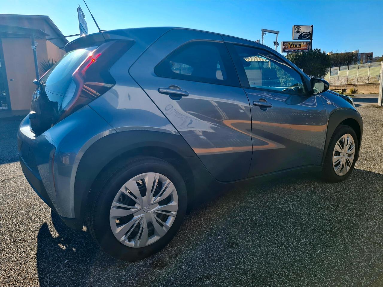 Toyota Aygo X 1.0 VVT-i 72 CV 5 porte Active*CARPLAY*CAMERA*