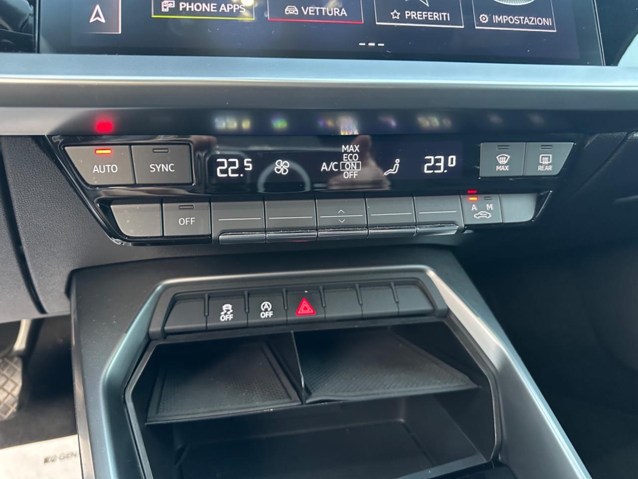 Audi A3 30 TDI S tronic Advanced/UniPro/Cockpit
