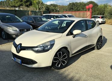 Renault Clio 1.2 75 CV 5 porte Duel