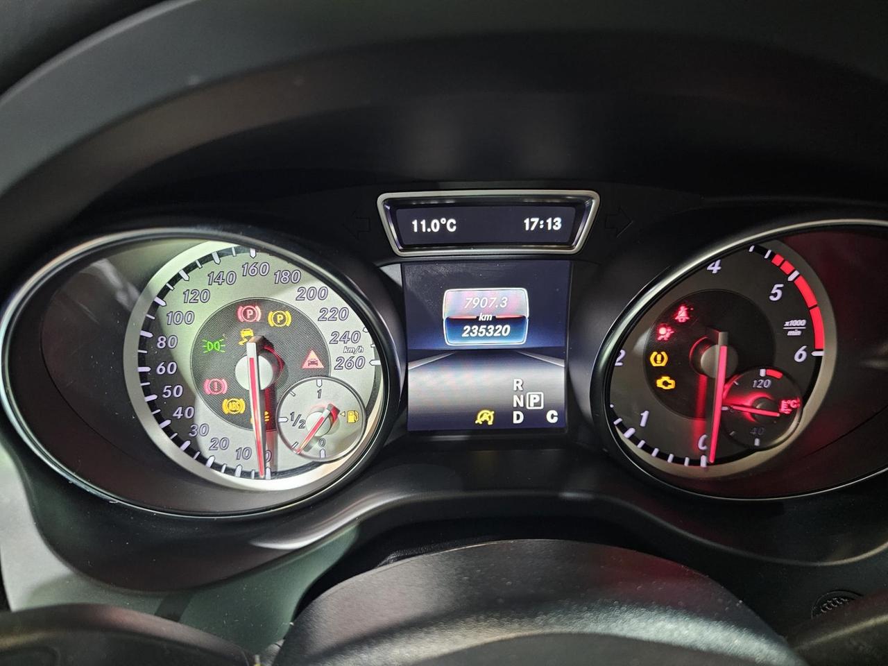 Mercedes-benz GLA 200 d Premium