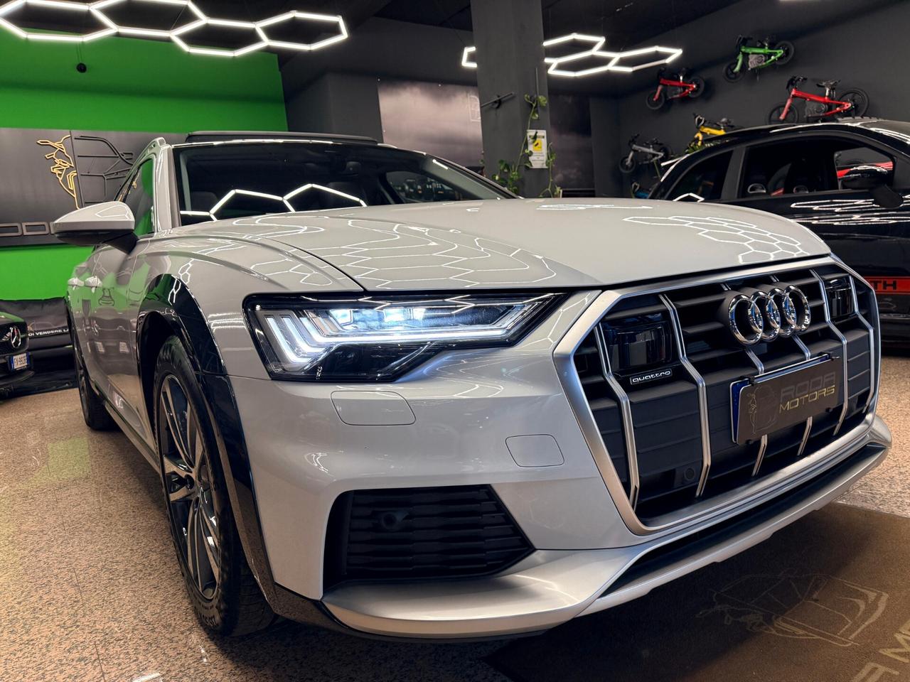Audi A6 allroad 45 TDI 3.0 quattro S tronic Business Advanced