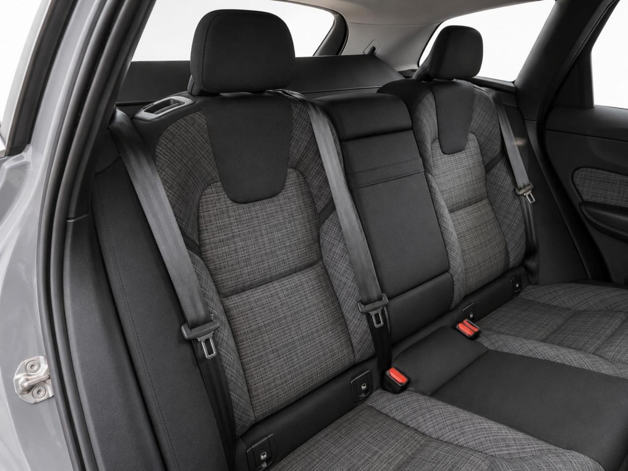 ---IN ARRIVO--- Volvo XC 60 XC60 B4 (d) automatico Core