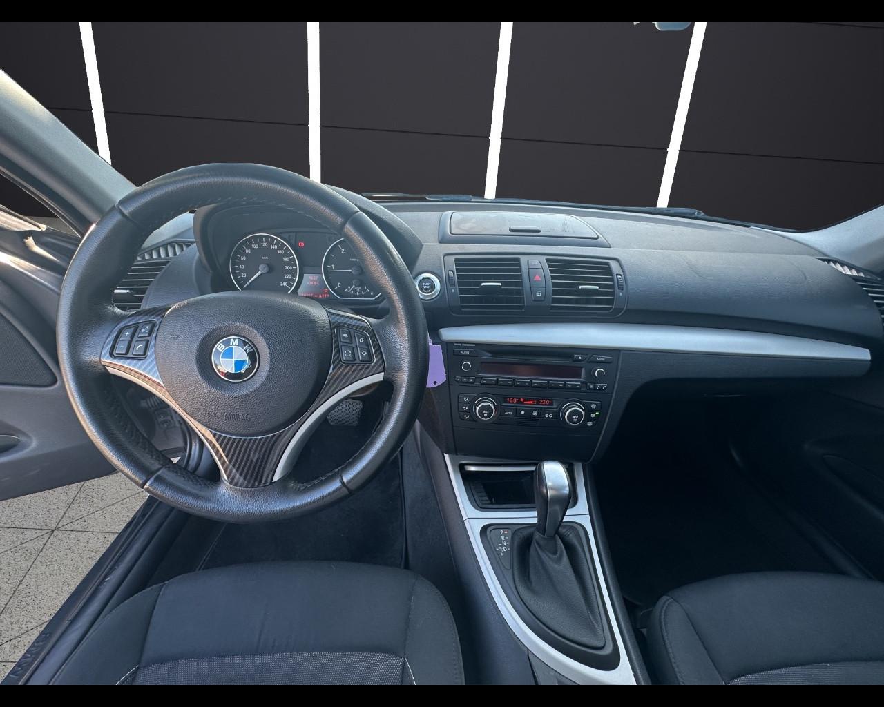 BMW Serie 1 (E87) - 118d cat 5 porte Eletta DPF
