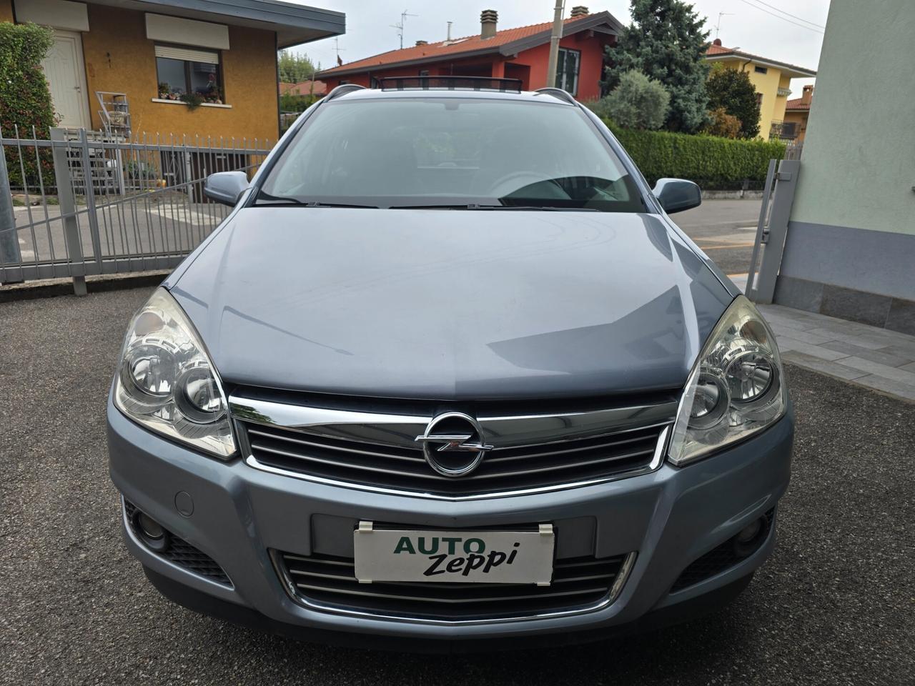 Opel Astra SW 1.6 BENZINA 115cv / TETTO 8 CERCHI