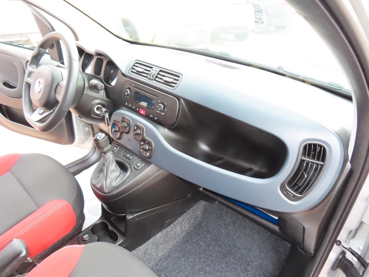 Fiat Panda 1.2 BENZINA FULL KM CERT 2017