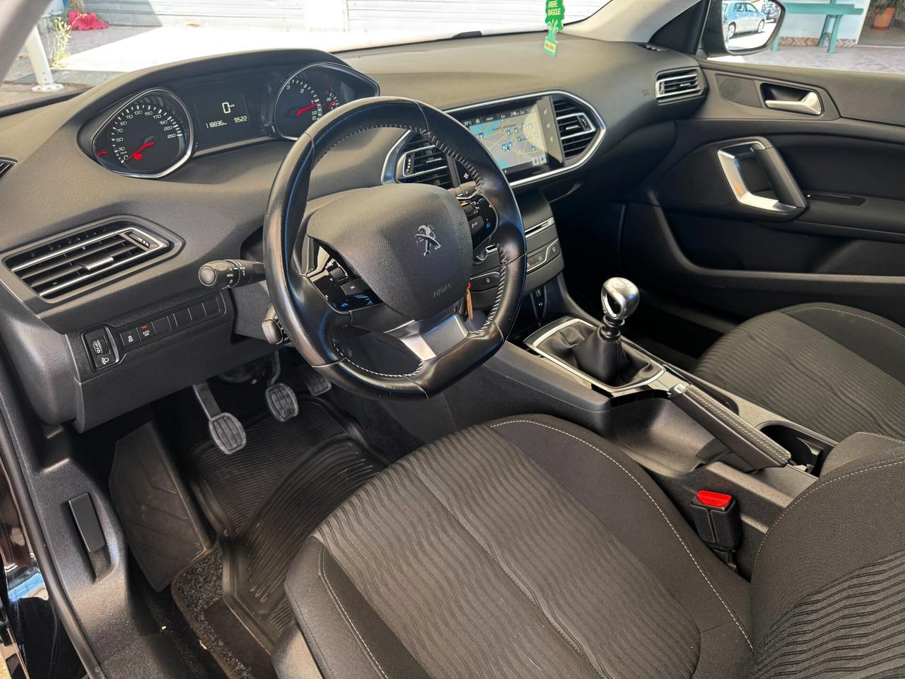 Peugeot 308 1.6 e-HDi 120 Allure - 12/2016