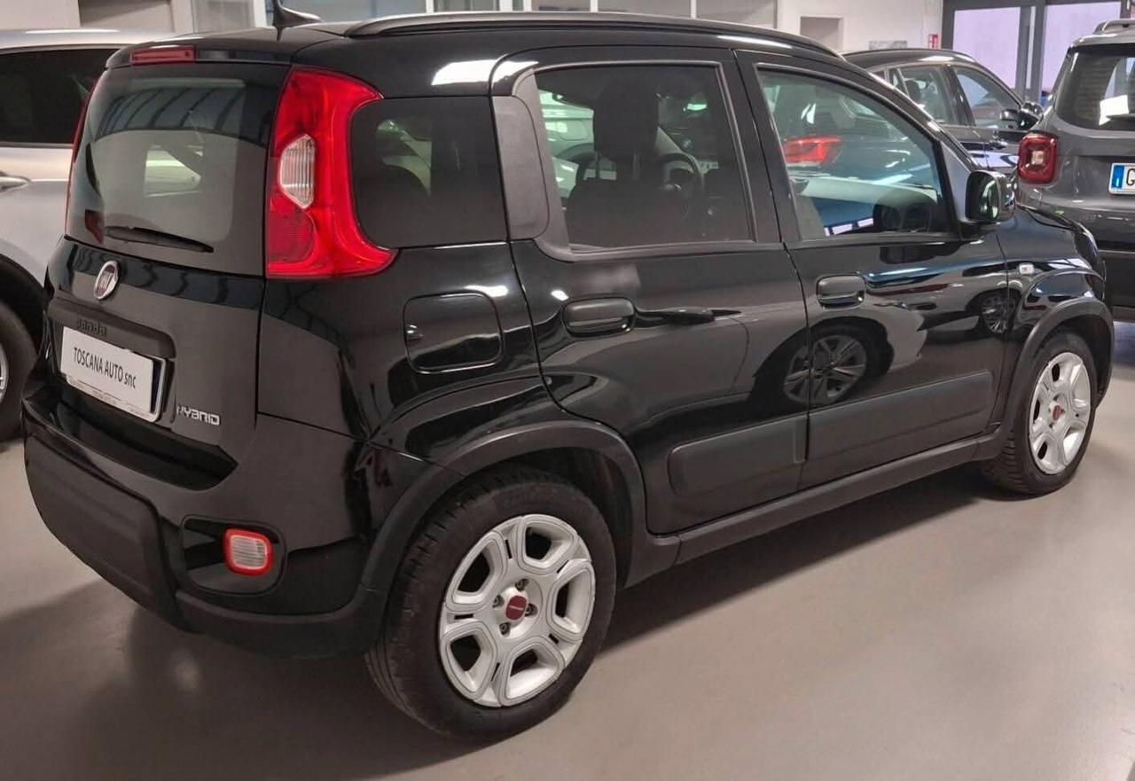 Fiat Panda 1.0 Hybrid City Cross full optional