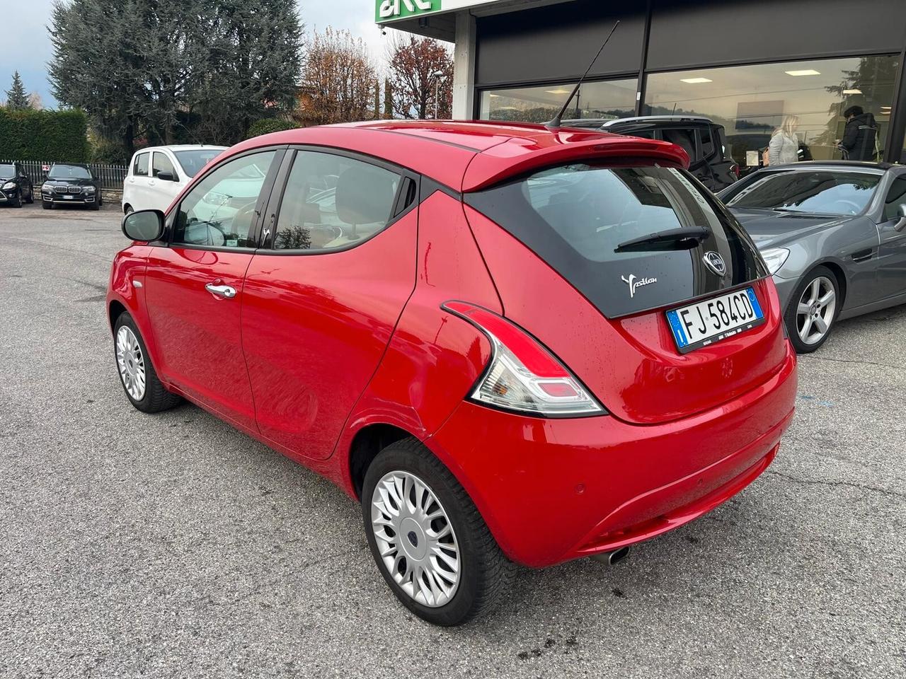 Lancia Ypsilon 1.2 69 CV 5 porte
