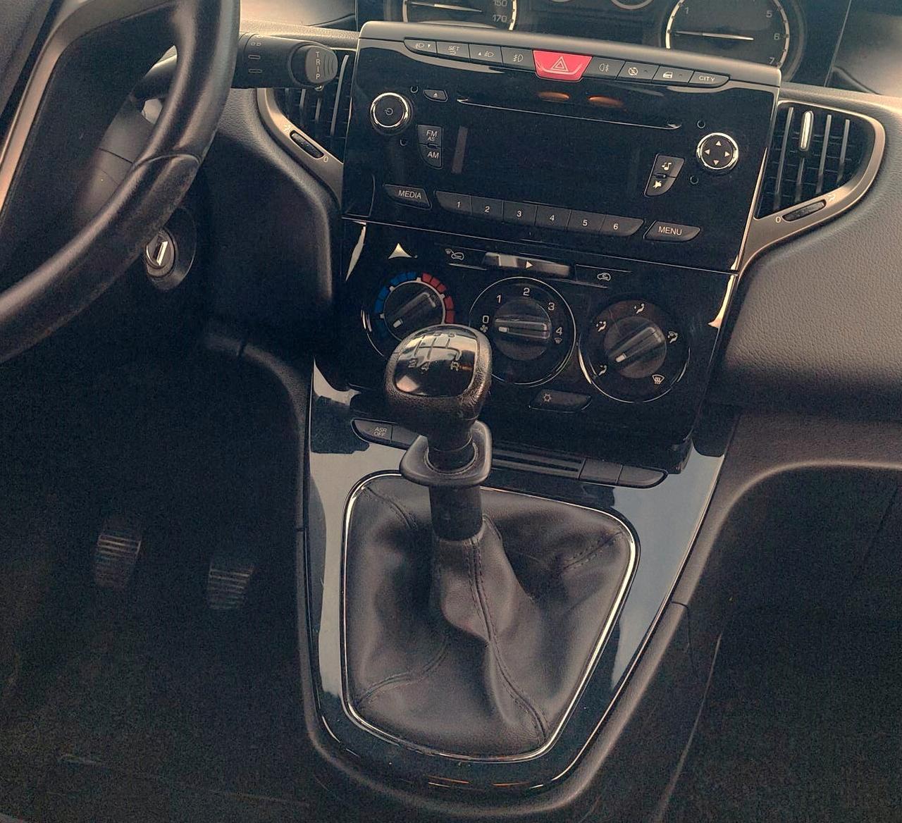LANCIA Y -1.2 GPL - UNICO PROPRIETARIO - NEOP