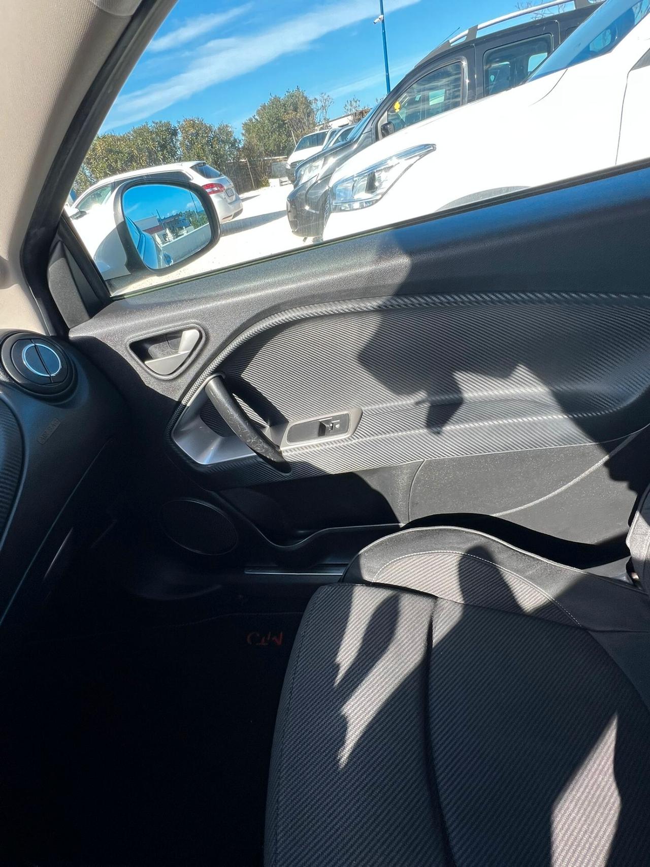 Alfa Romeo MiTo 1.6 JTDm 16V Distinctive Premium Pack