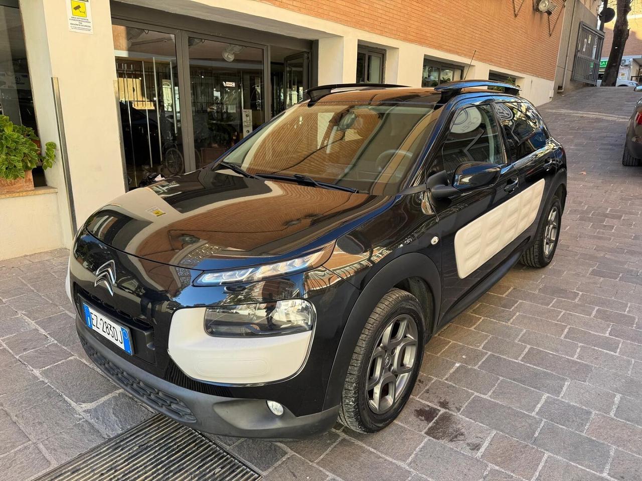 CITROEN C4 Cactus BlueHDi 100 S&S Shine
