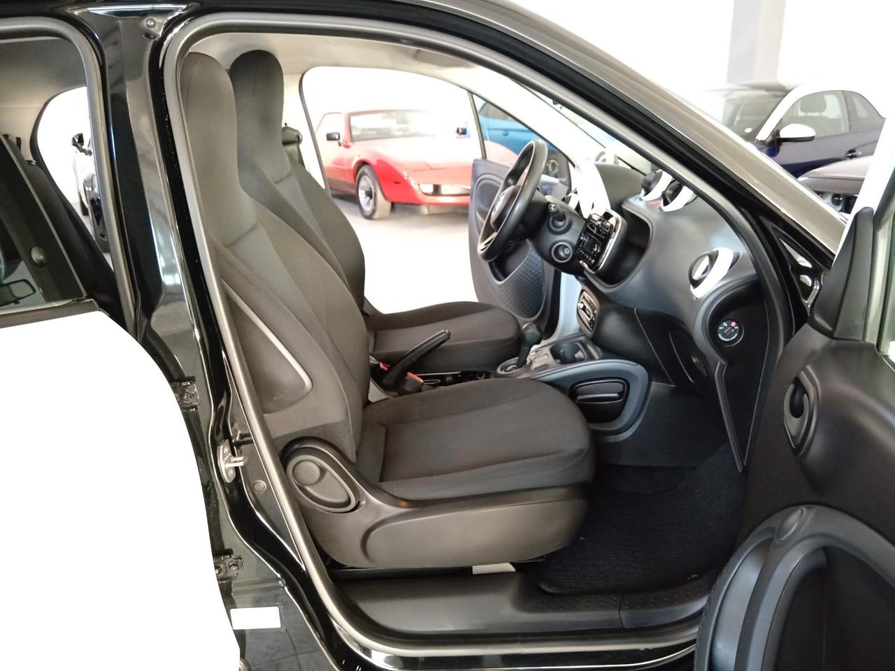 SMART Forfour II Hatchback 453 1.0 82cv (60kW) FULL ELECTRIC