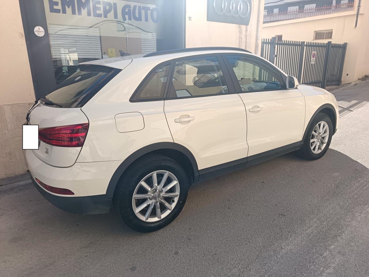 Audi Q3 2.0 TDI 140cv Business