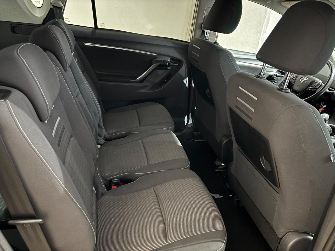 Toyota Verso 1.6 D-4D Style 7 posti