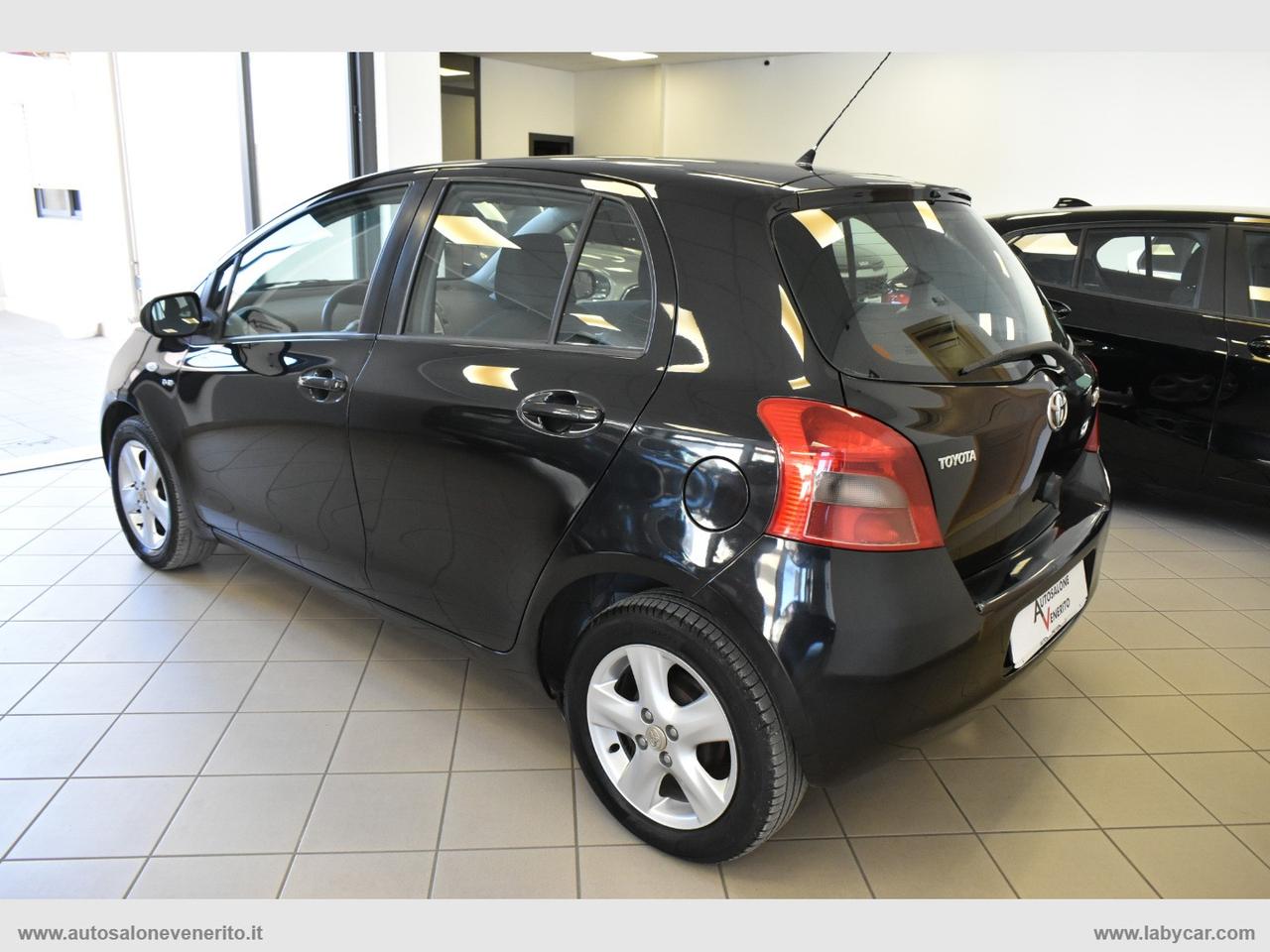 TOYOTA Yaris 1.4 D-4D 5p. Sol