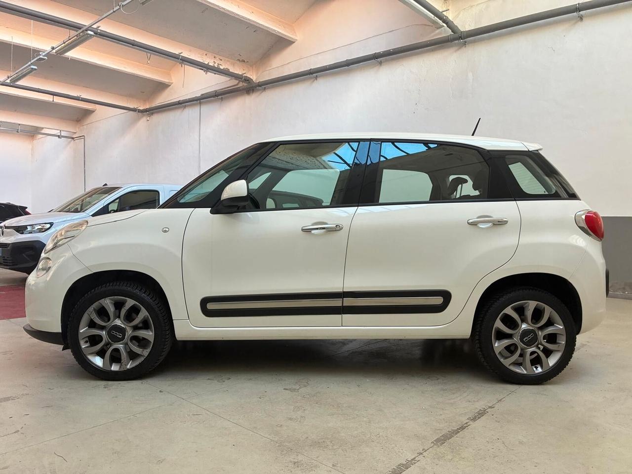 Fiat 500L Living 0.9 TwinAir Turbo Natural Power Lounge