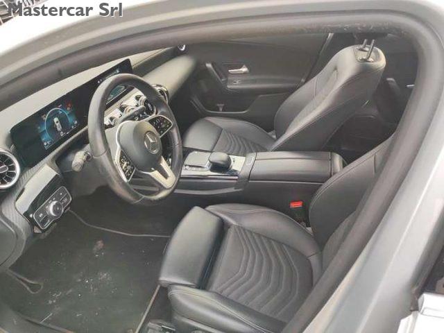 MERCEDES-BENZ A 180 D 116cv auto Business Extra - GG415WT