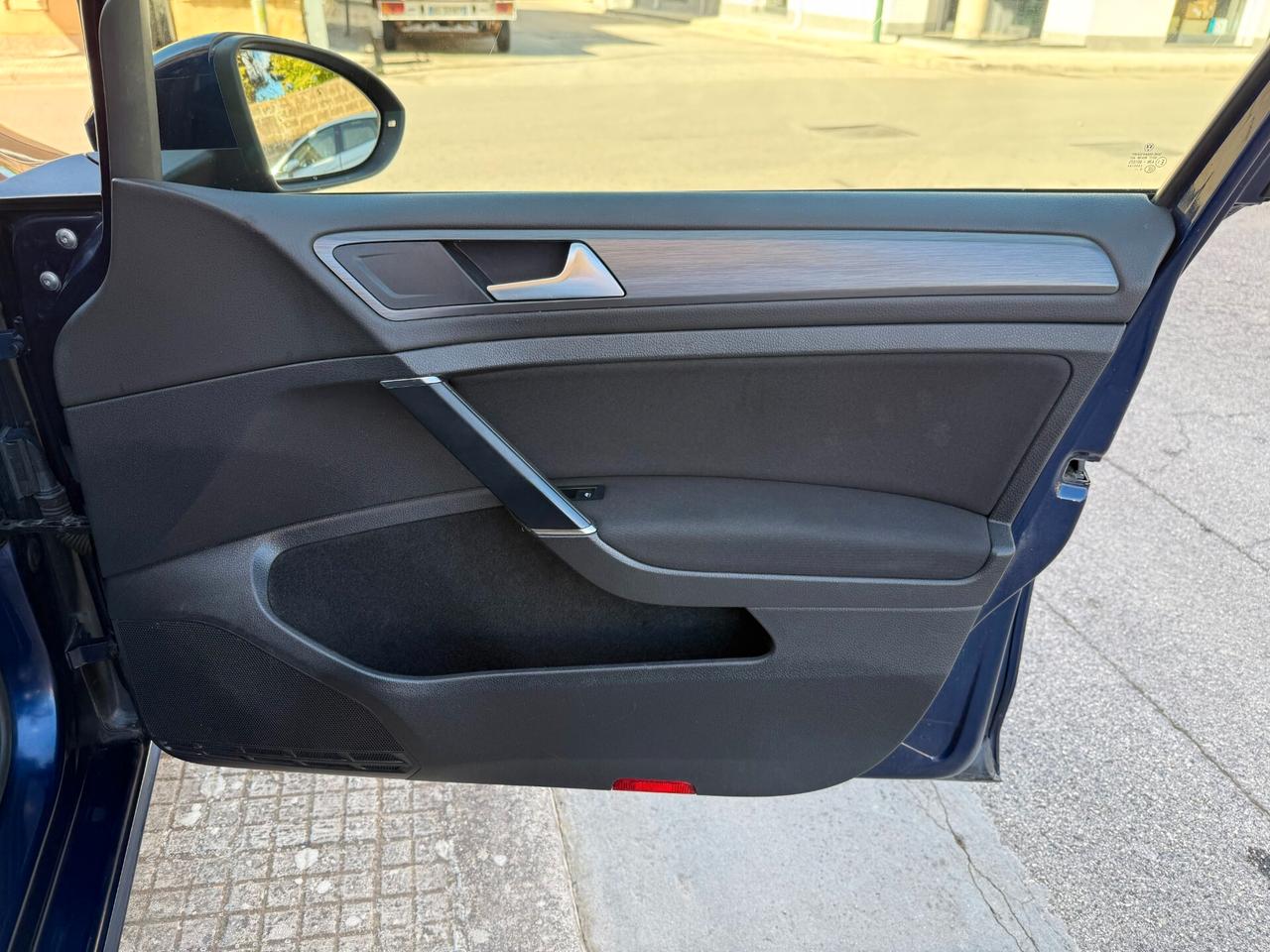VOLKSWAGEN GOLF 1.6 TDI 115CV BUSINESS - 2020