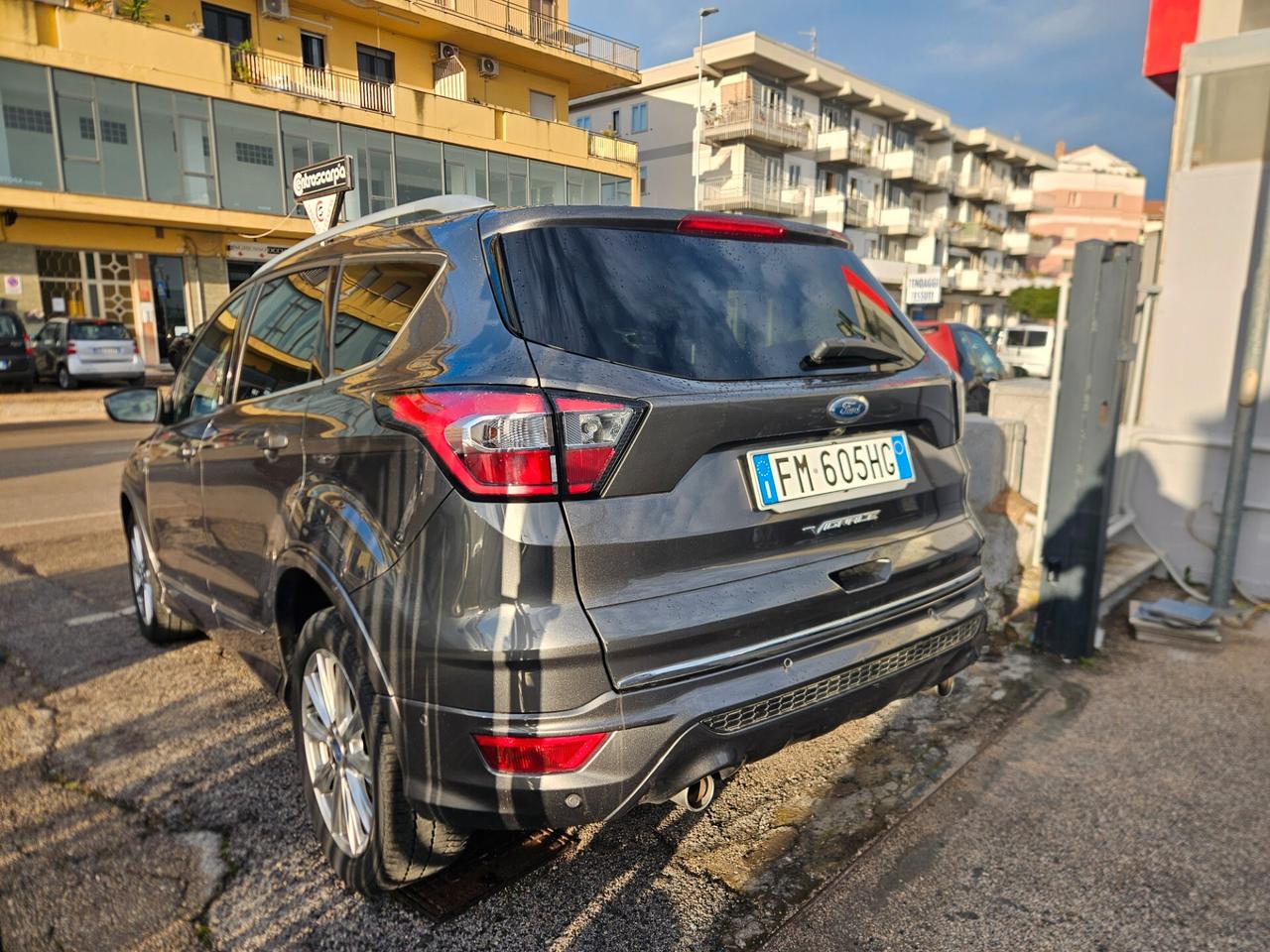 Ford Kuga 2.0 TDCI 150 CV S&S 4WD Powershift Vignale