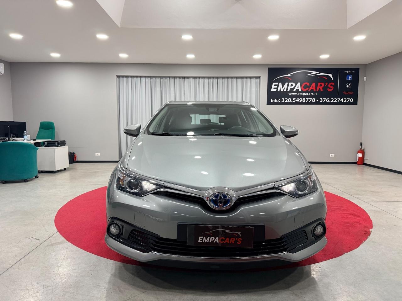 Toyota Auris 1.8 Hybrid Lounge
