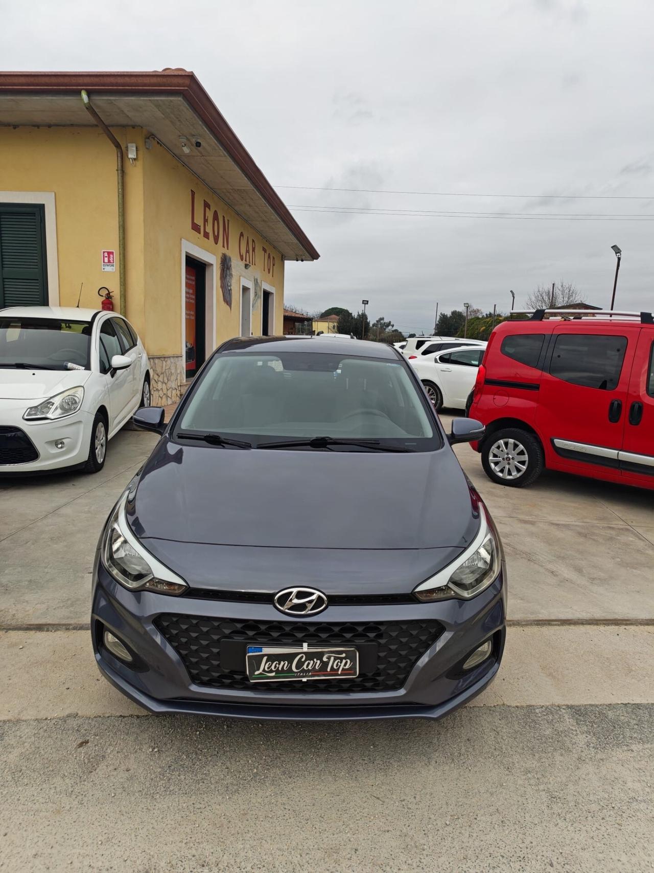Hyundai i20 1.2 5 porte Econext Connectline gpl garantita permute e finanziamenti