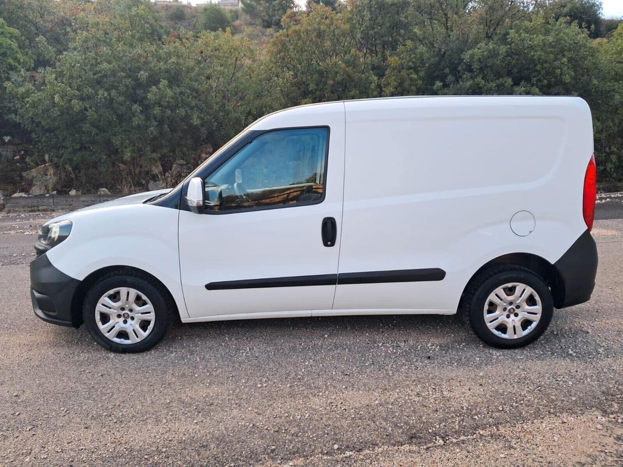 Fiat Doblo Doblò 1.6 MJT 105CV PC-TN Cargo Lamierato SX 3 Posti