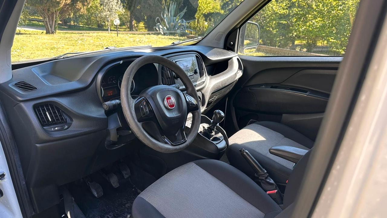 Fiat Doblò 1.6 MJT 105CV PC-TN Cargo Lamierato SX 2017 LEGGI TESTO