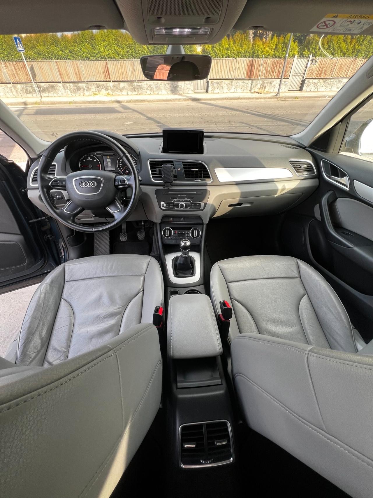 Audi Q3 2.0 TDI 150 CV Business