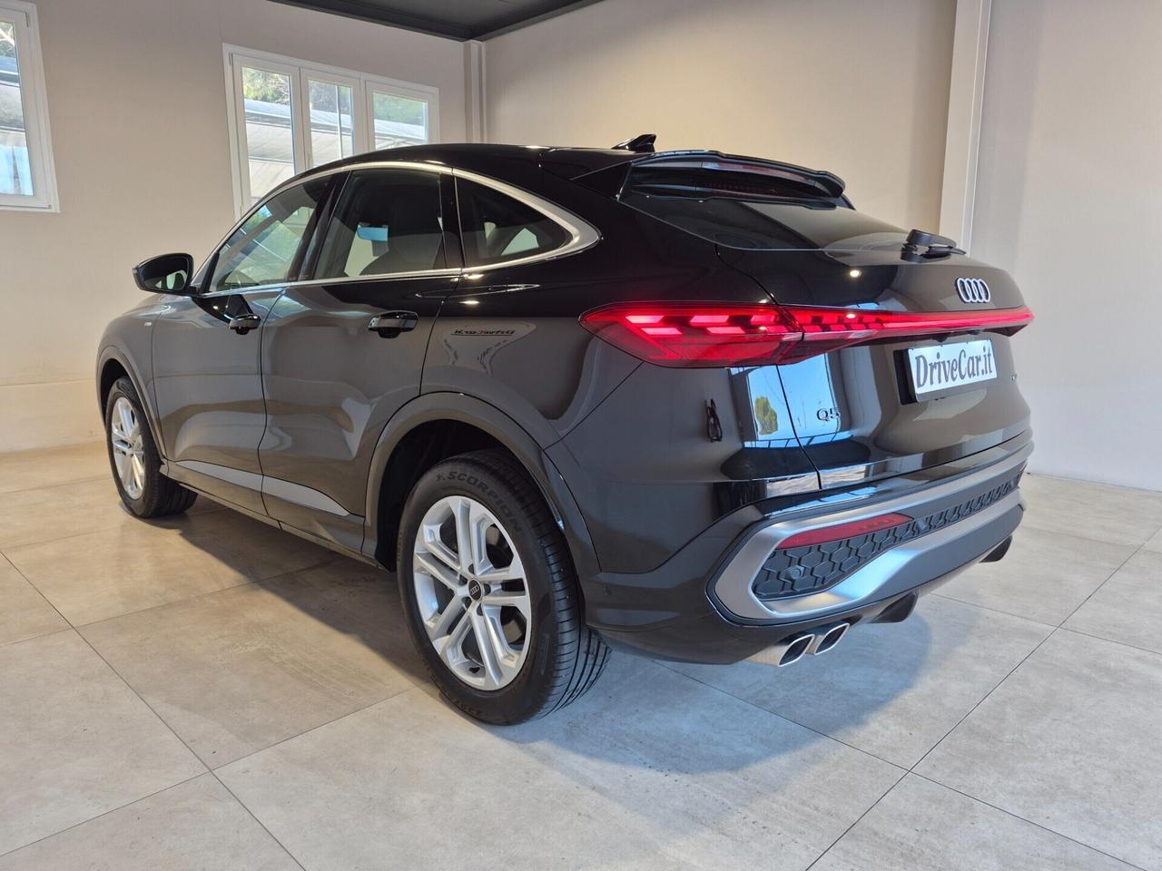 Audi Q5 SPB NEW MODEL 40 TDI/HYBRID QUATTRO S LINE PLUS MATRIX DISPLAY PASS. MMI