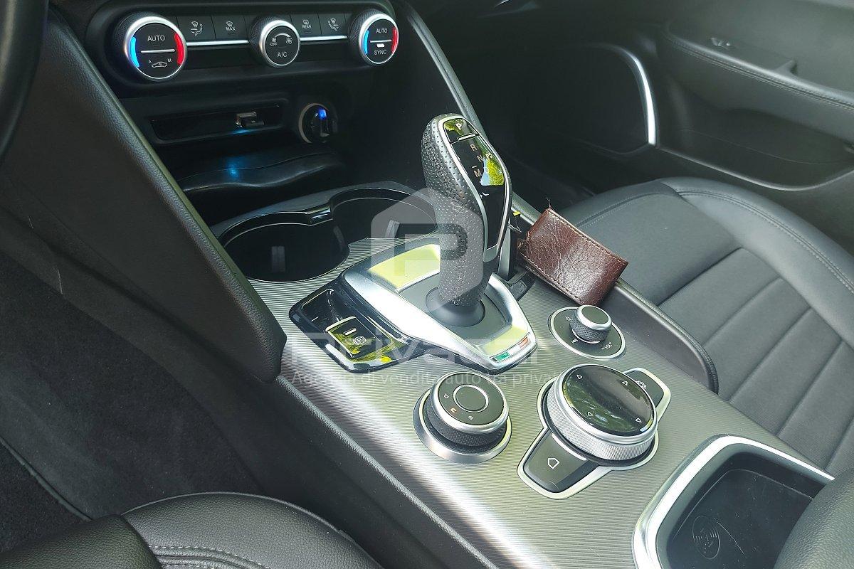 ALFA ROMEO Giulia 2.2 Turbodiesel 160 CV AT8 Sprint