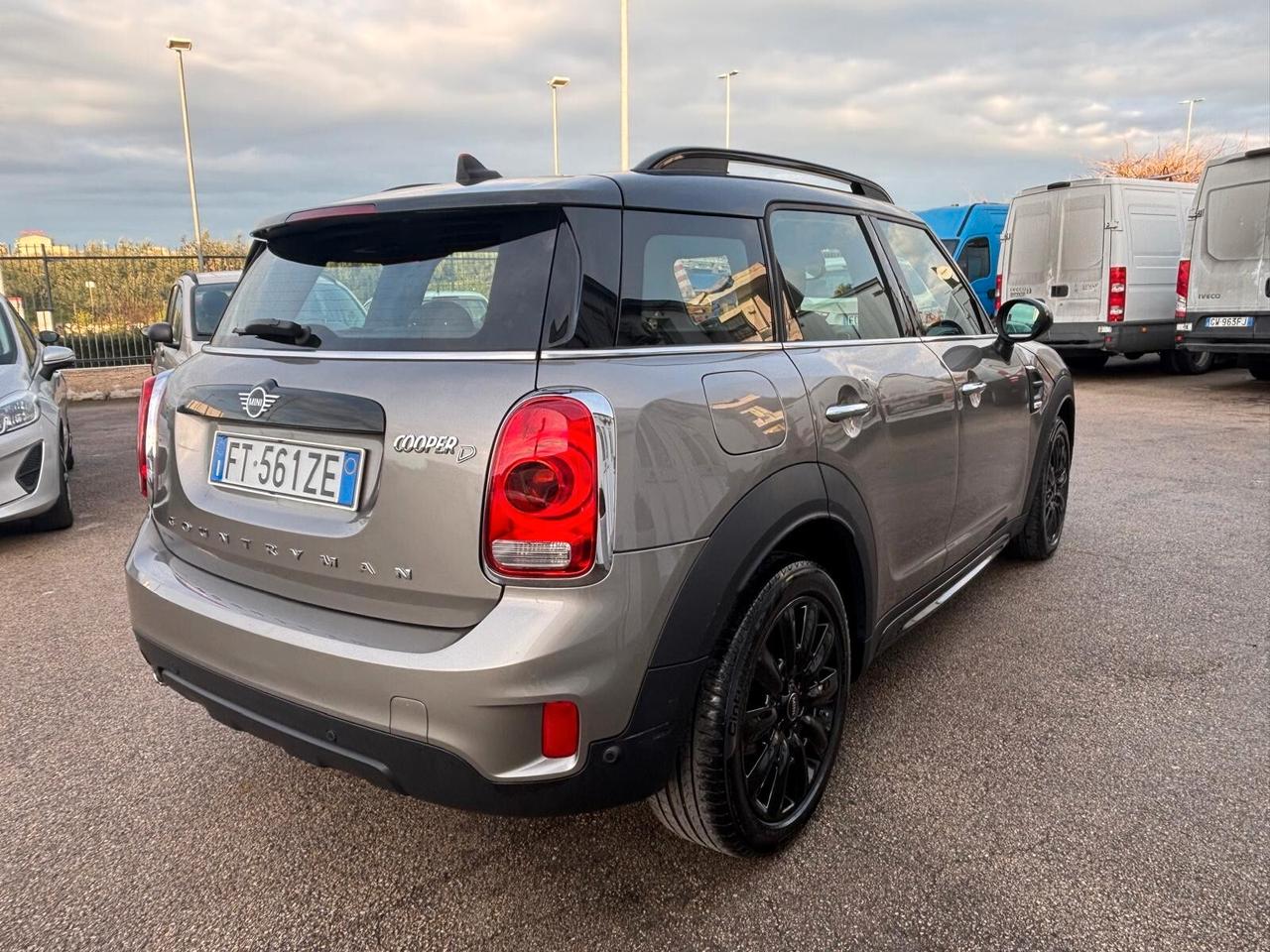 Mini Cooper D Countryman 2.0 Business Automatica