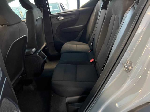 VOLVO XC40 T2 automatico Essential - ANCHE NERA!