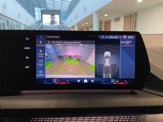 BMW 120 i M-Sport Sommer19'' PANO H/K Ad-M-Fahrw *AUTO SU ORDINAZIONE*