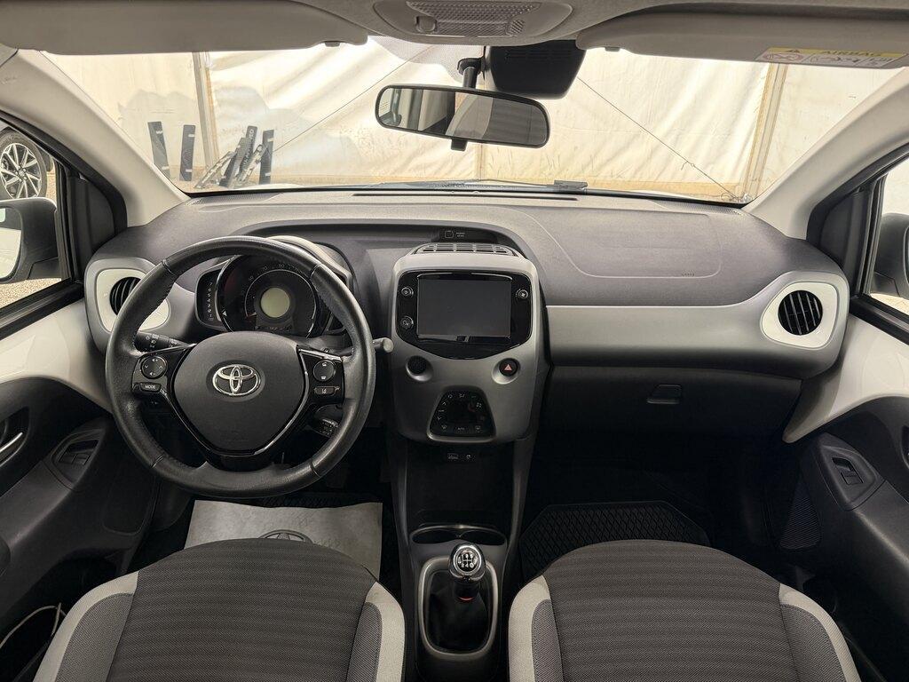 Toyota Aygo 5 Porte 1.0 VVT-i x-play